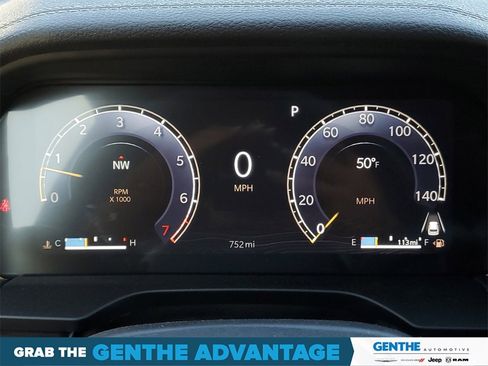 Certified 2024 Jeep Grand Cherokee Limited image 14