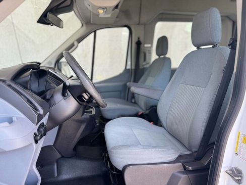 Used 2015 Ford Transit 350 XLT image 9