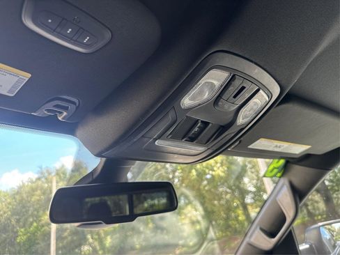 Used 2019 RAM 1500 Big Horn image 15