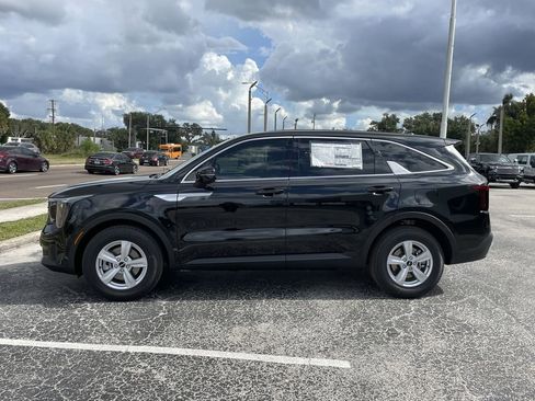 New 2026 Kia Sorento LX image 7