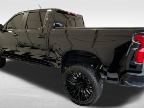 Used 2024 Chevrolet Silverado 1500 RST w/ Convenience Package II image 2