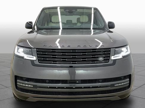 Used 2025 Land Rover Range Rover SE AWD/4WD image 4