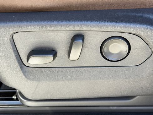 New 2026 Chevrolet Tahoe High Country w/ Sun And Tow Package image 23