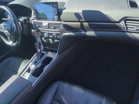 Used 2019 Honda Accord Sport image 17