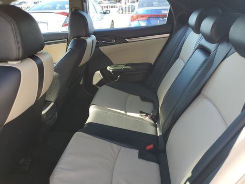 Used 2019 Honda Civic Sport Touring image 12