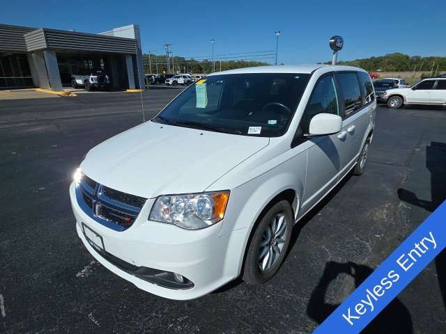 Used 2020 Dodge Grand Caravan SE FWD image 9