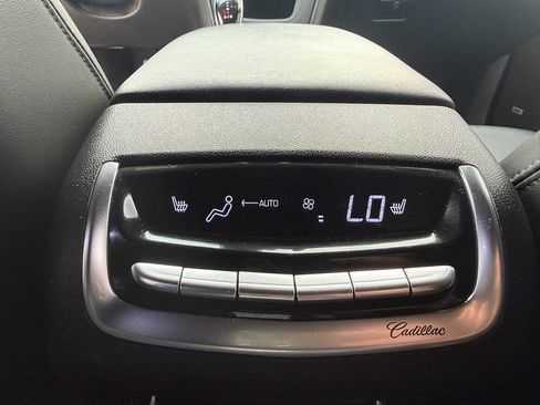 Used 2020 Cadillac XT6 Sport AWD/4WD image 23
