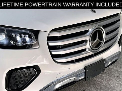 Used 2025 Mercedes-Benz GLS 450 4MATIC image 39