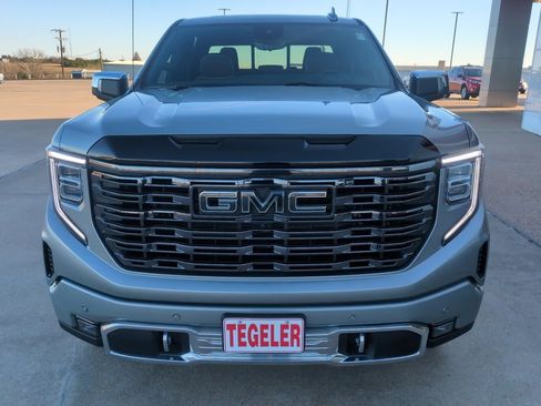 Used 2025 GMC Sierra 1500 Denali Ultimate image 2