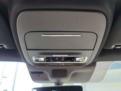 Used 2025 Lincoln Navigator L Reserve AWD/4WD image 28