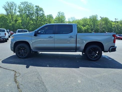 Used 2024 Chevrolet Silverado 1500 RST w/ Convenience Package II AWD/4WD image 4
