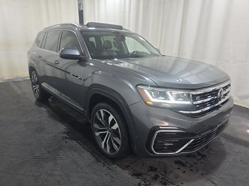 Used 2022 Volkswagen Atlas SEL Premium R-Line AWD/4WD image 3