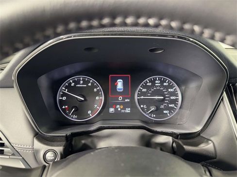 Used 2024 Subaru Outback Premium image 3