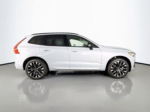 New 2026 Volvo XC60 B5 Ultra w/ Climate Package PRO AWD/4WD image 8