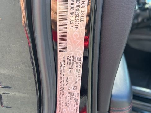 Used 2025 Dodge Durango GT AWD/4WD image 3