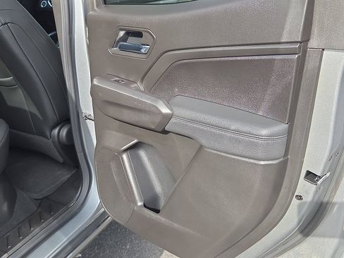 Used 2026 Chevrolet Colorado LT w/ LT Convenience Package AWD/4WD image 19
