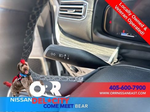 Used 2024 Jeep Wagoneer L Series II w/ Flexible Seating Group AWD/4WD image 23