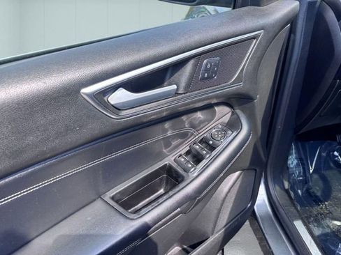 Used 2016 Ford Edge Titanium w/ Equipment Group 302A AWD/4WD image 14