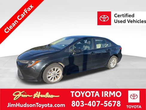 Used 2020 Toyota Corolla LE image 1