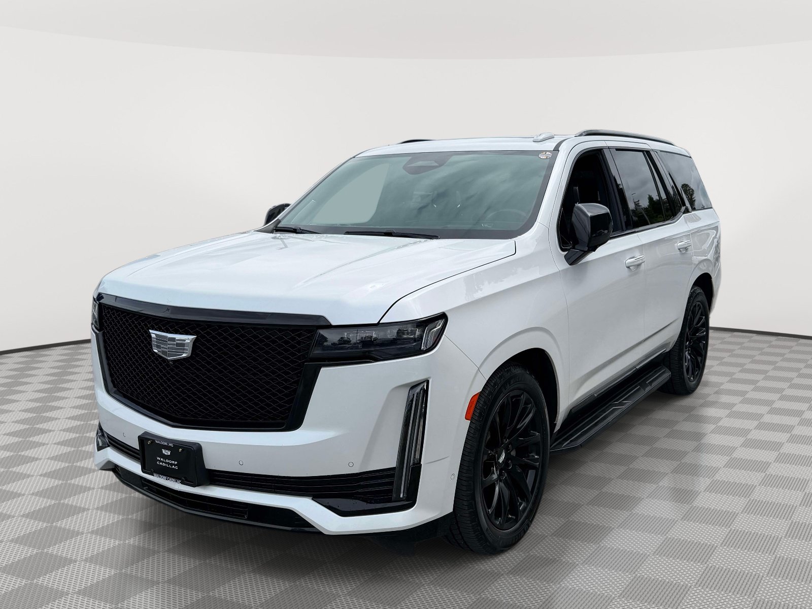 Used 2023 Cadillac Escalade Sport Platinum w/ LPO, ONYX Package AWD/4WD image 5