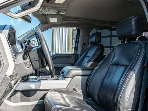 Used 2021 Ford F350 Lariat image 6