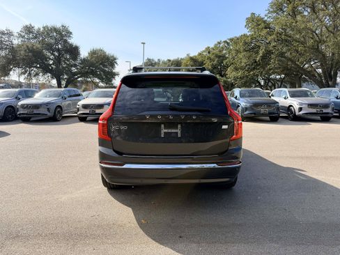 Certified 2024 Volvo XC90 T8 Plus w/ Protection Package Premier image 5