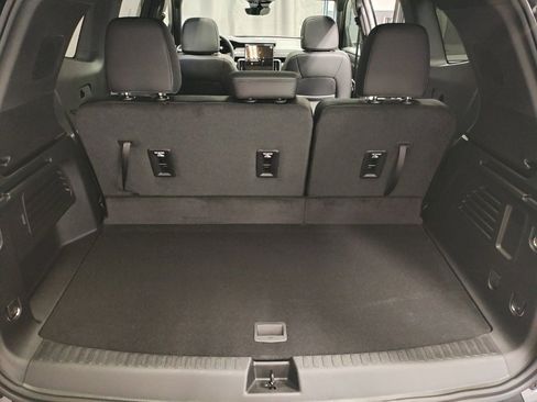 New 2026 GMC Acadia AT4 w/ Luxury Package image 15