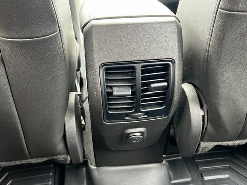 Used 2013 Ford Escape SEL AWD/4WD image 30