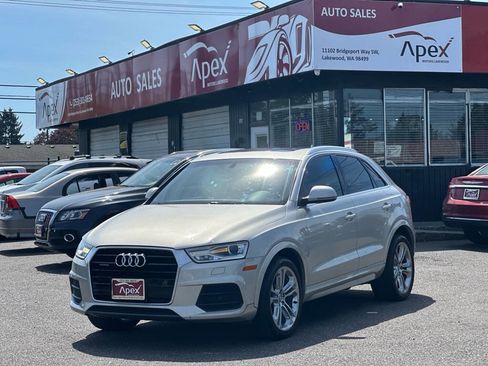 Used 2016 Audi Q3 2.0T Premium Plus w/ Technology Package AWD/4WD image 2