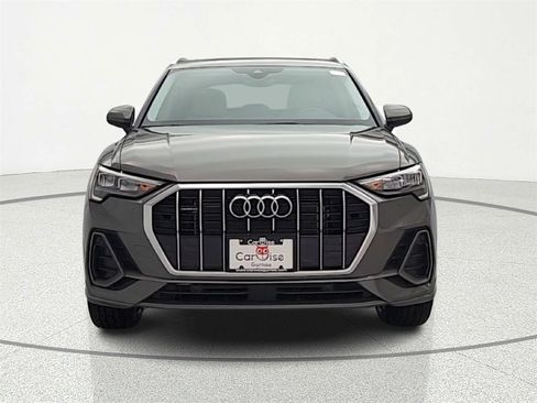 Used 2022 Audi Q3 2.0T Premium w/ 19" Wheel Package image 2