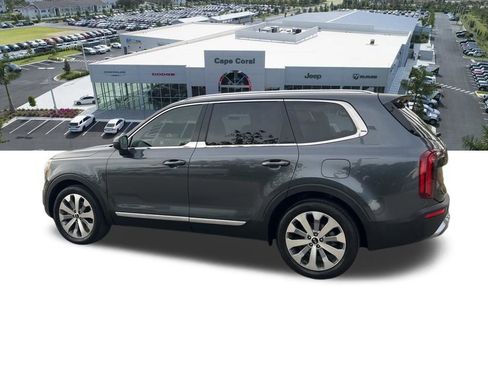 Used 2021 Kia Telluride EX w/ EX Premium Package image 23