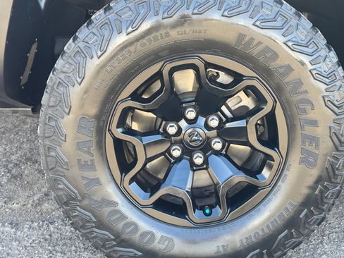 Used 2022 RAM 1500 TRX w/ TRX Level 1 Equipment Group AWD/4WD image 26
