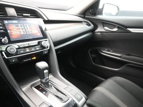 Used 2019 Honda Civic EX image 29