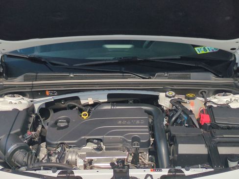 Certified 2024 Chevrolet Malibu RS w/ LPO, Floor Liner Package image 30