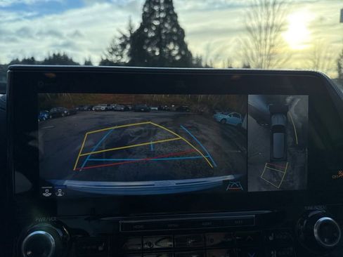 Used 2022 Toyota Highlander Platinum image 23