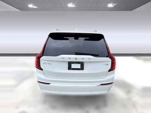 New 2026 Volvo XC90 T8 Ultra w/ Protection Package AWD/4WD image 10