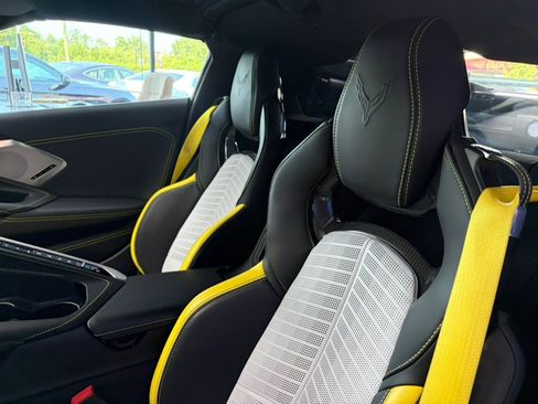 Used 2022 Chevrolet Corvette Stingray Premium Cpe RWD image 15