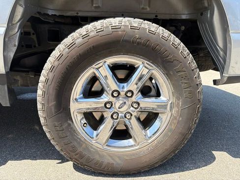 Used 2025 Ford F150 XLT w/ Equipment Group 301A Standard AWD/4WD image 24