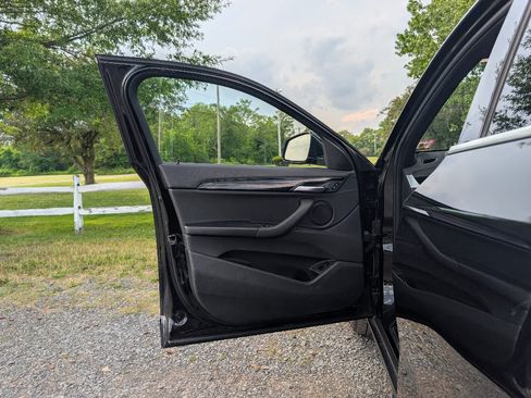 Used 2019 BMW X2 xDrive28i w/ Convenience Package AWD/4WD image 10
