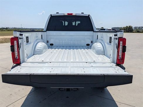 Used 2024 Ford F250 Lariat w/ Lariat Ultimate Package image 12