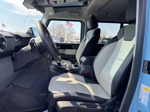 Used 2025 INEOS Grenadier image 21