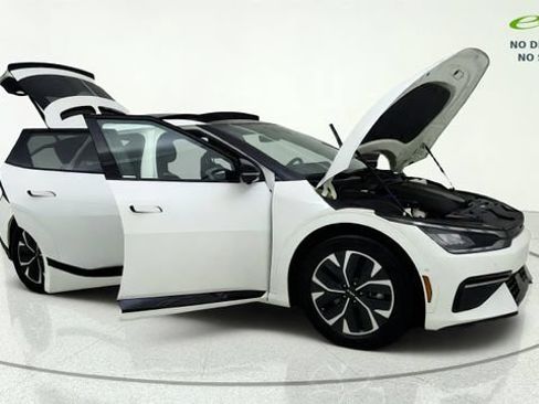 Used 2023 Kia EV6 GT-Line w/ GT-Line Suede Seat Package RWD image 8