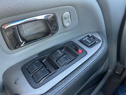 Used 2005 Honda Pilot EX-L image 16