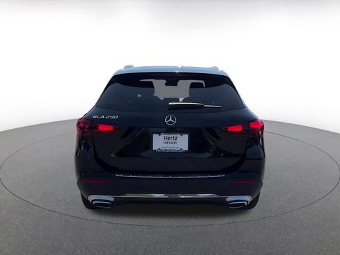 Used 2025 Mercedes-Benz GLA 250 image 12