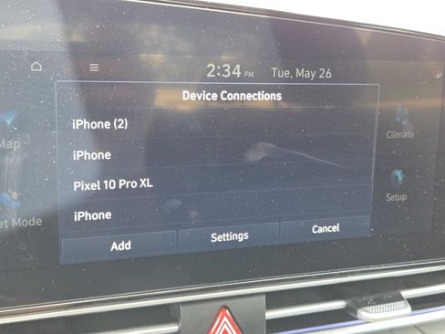 Used 2025 Hyundai Elantra SEL FWD image 9