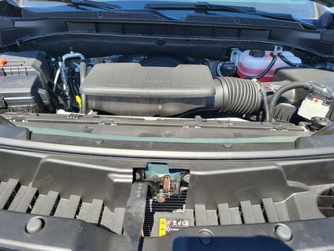 New 2026 Chevrolet Suburban Z71 w/ Comfort Package image 18