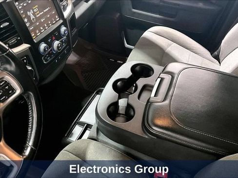 Used 2022 RAM 1500 Warlock AWD/4WD image 25