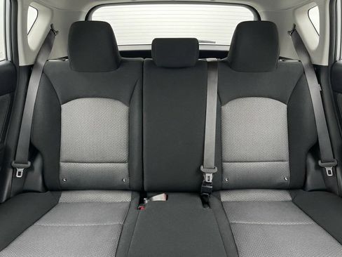 Used 2025 Kia Soul LX w/ LX Technology Package FWD image 18