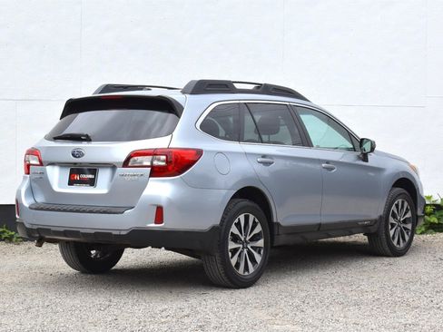 Used 2015 Subaru Outback 2.5i Limited w/ Popular Package #4 AWD/4WD image 5