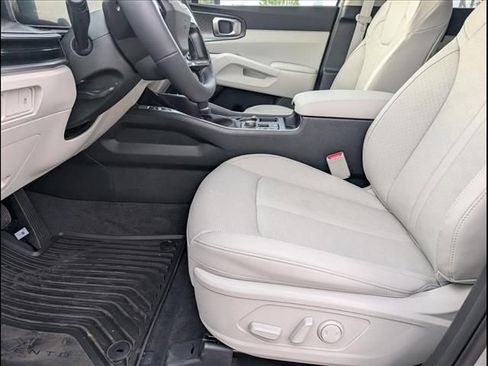New 2026 Kia Sorento S AWD/4WD image 7